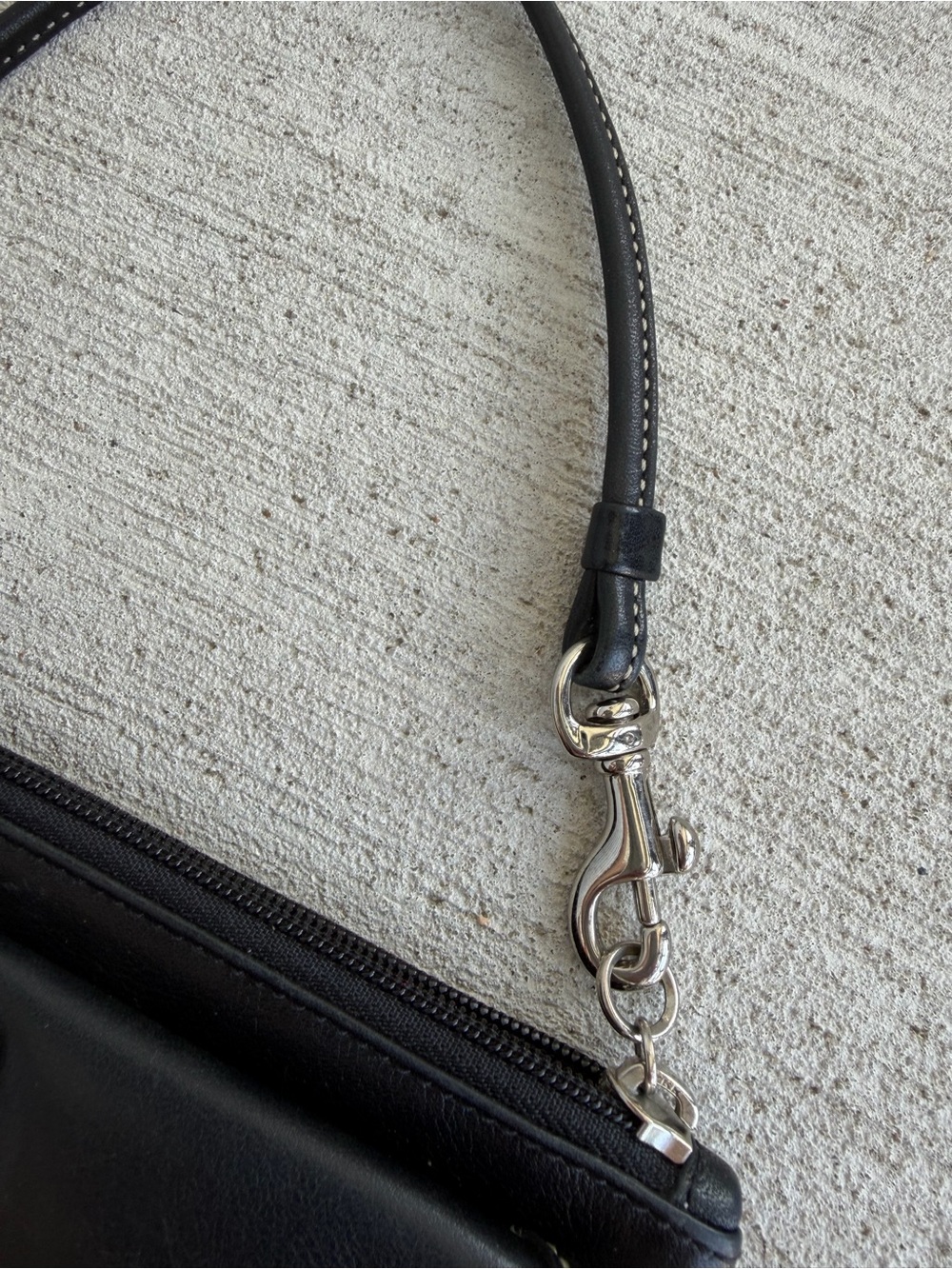 Vintage Coach Black Leather Buckle Wristlet Baguette Y2K Mini Purse 7” Shoulder - Picture 2 of 10